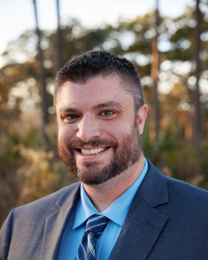 Professional headshot of Mike Walker